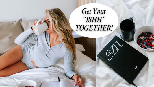 girl drinking coffee and planning her day in the morning